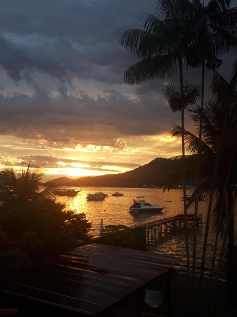Pedra Mar - Quartos E Suites Em Angra Angra dos Reis Dış mekan fotoğraf